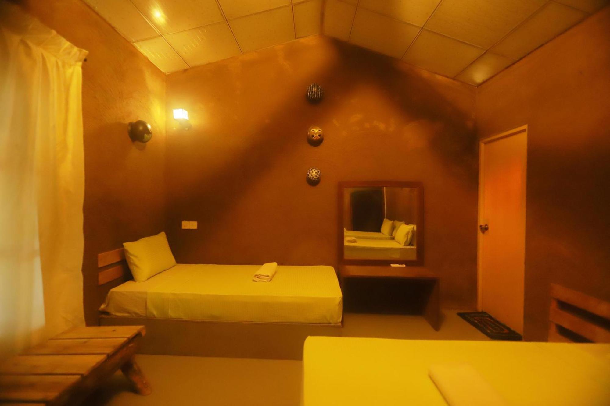 Dinna Nature Hostel Sigiriya Exteriör bild