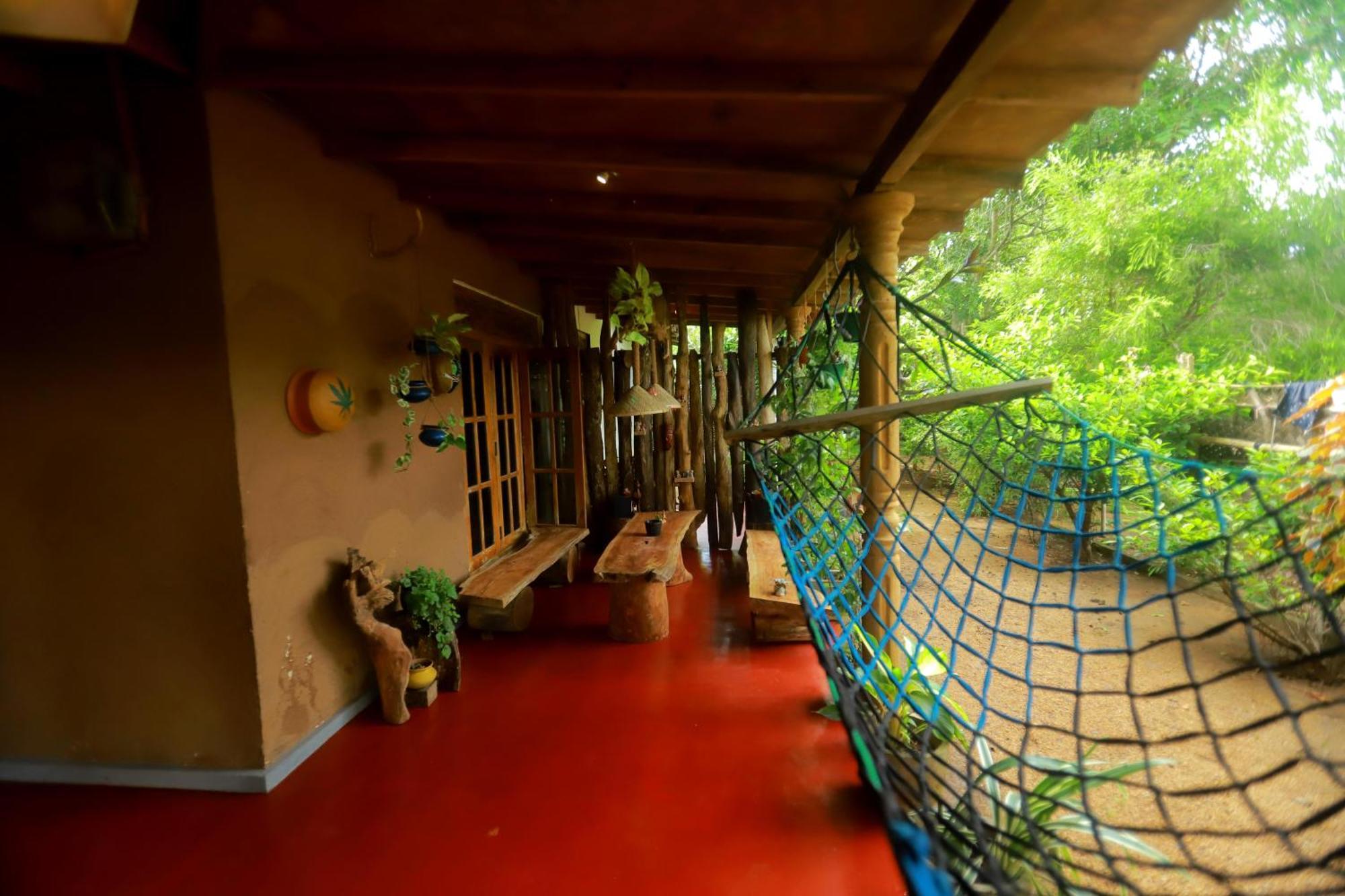 Dinna Nature Hostel Sigiriya Exteriör bild
